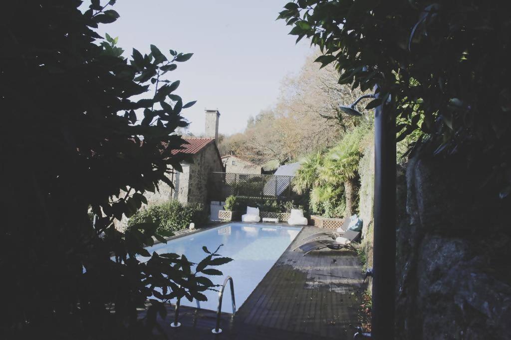 Casa De Afora Casa Con Piscina Y Jacuzzi Privados Pensionat Santiago de Compostela Exteriör bild